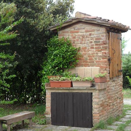 Agriturismo Il Torrione Certaldo Δωμάτιο φωτογραφία