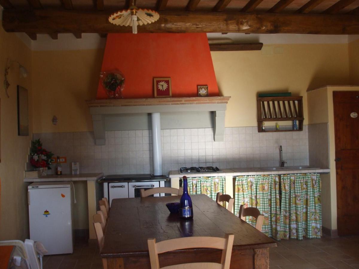 Agriturismo Il Torrione Certaldo Δωμάτιο φωτογραφία